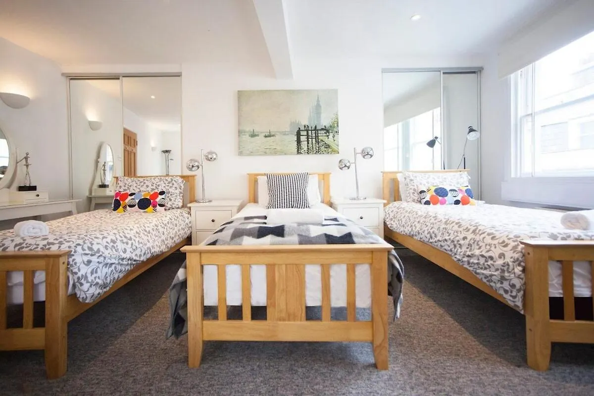 The Roof Terrace Maisonette - City Centre Bath United Kingdom